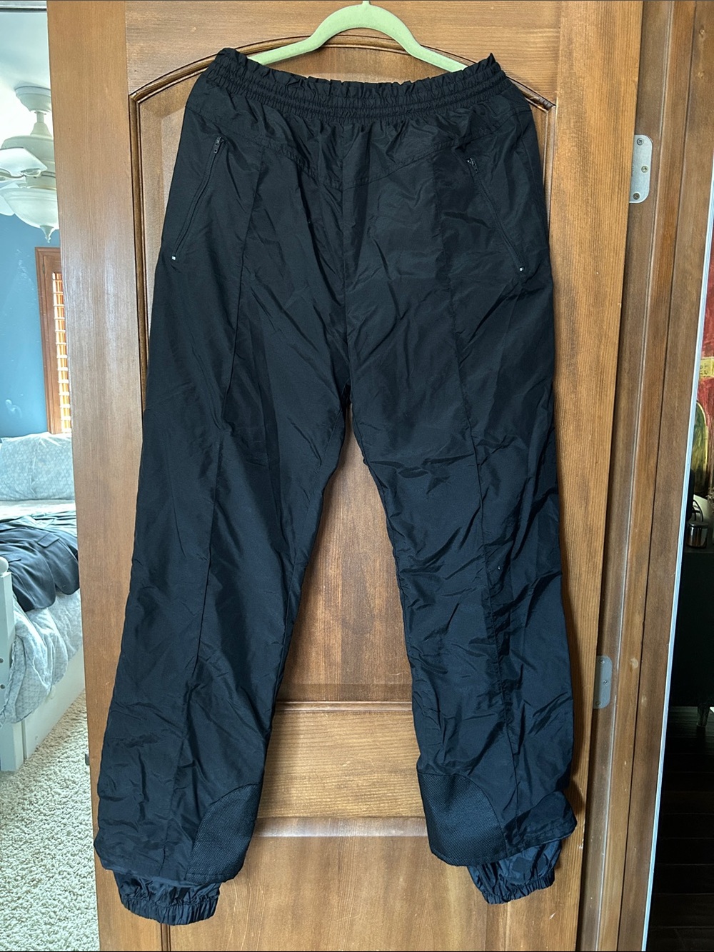 Men's Black Elastic-Waist Performance Joggers